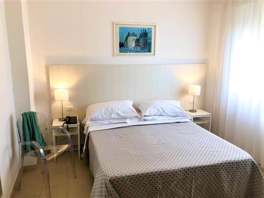 Hotel Villa Eleonora Scauri  Esterno foto