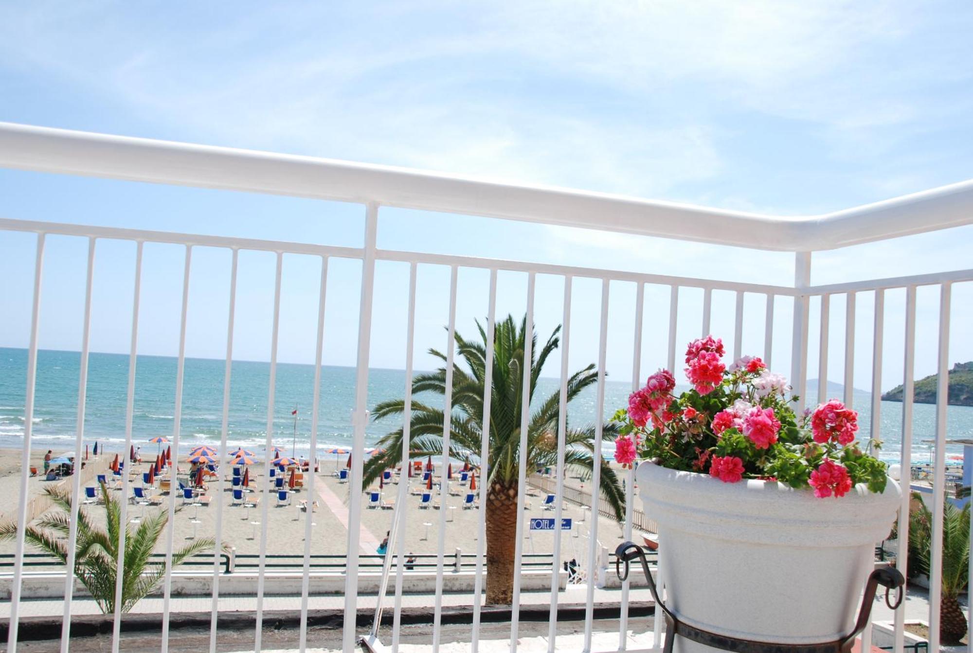 Hotel Villa Eleonora Scauri  Esterno foto