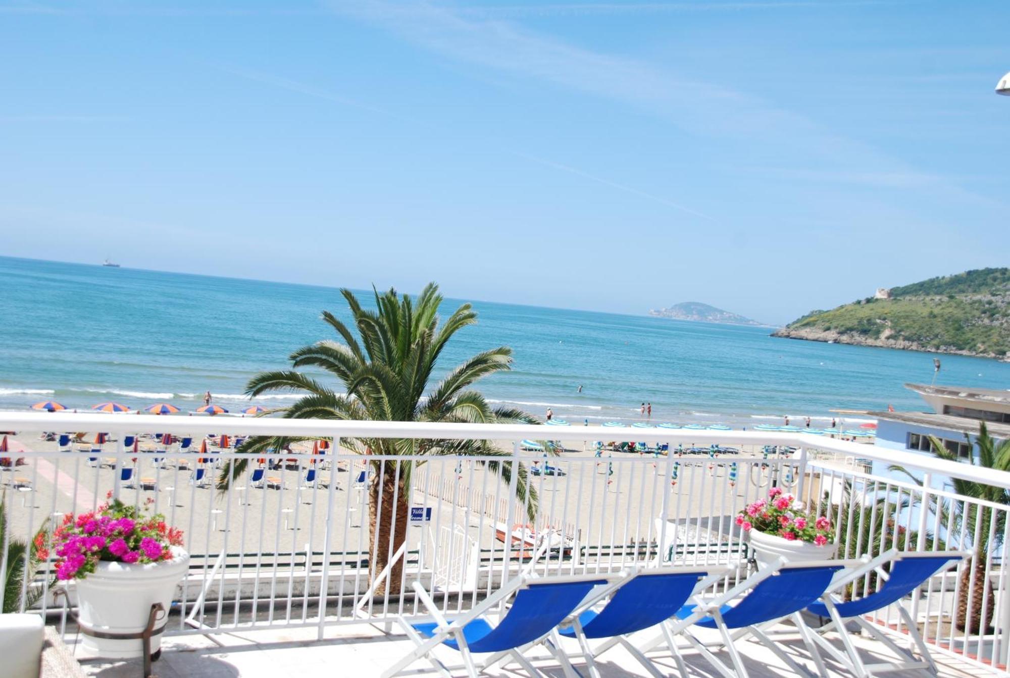 Hotel Villa Eleonora Scauri  Esterno foto