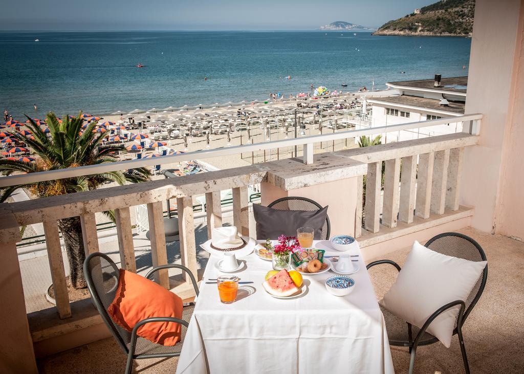 Hotel Villa Eleonora Scauri  Esterno foto
